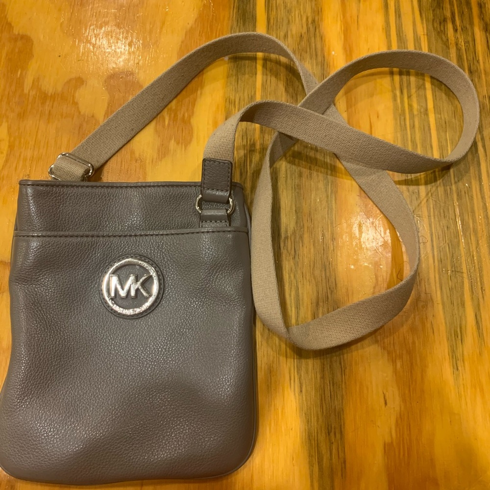 Micheal Kors bag